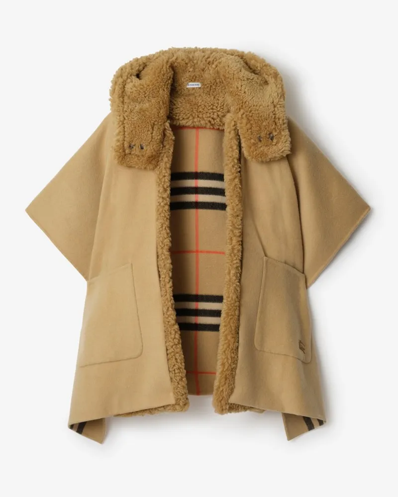 Burberry Wendbares Kaschmir-Cape mit Check und Lammfell-Besatz Sand-beige