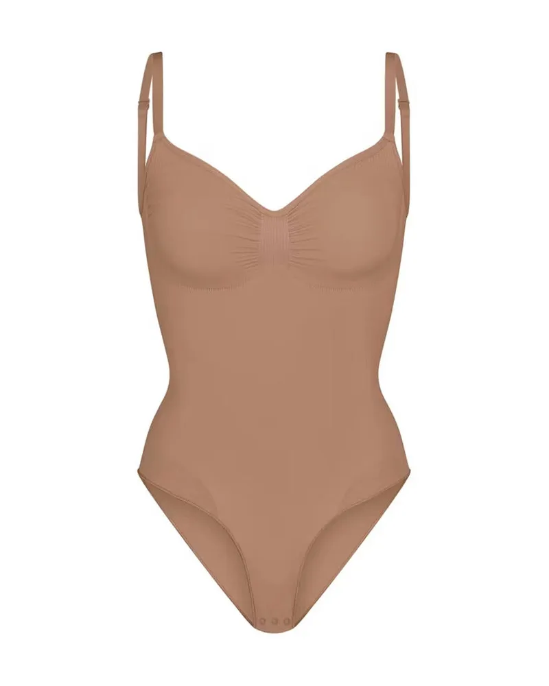 SKIMS Damen Bodysuit SEAMLESS SCULPT Nougat