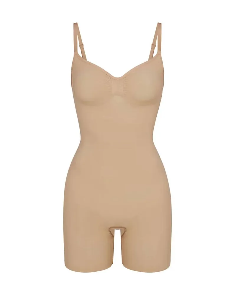SKIMS Damen Bodysuit SEAMLESS SCULPT Camel