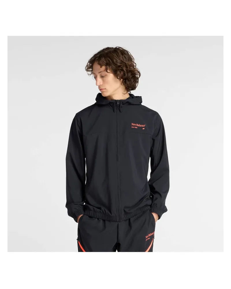 New Balance Herren Trainingsjacke REIMAGINED WOVEN GRAPHIC Schwarz