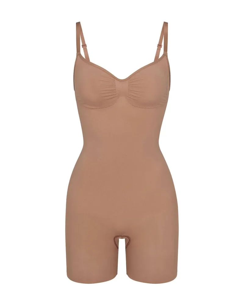 SKIMS Damen Bodysuit SEAMLESS SCULPT Nougat
