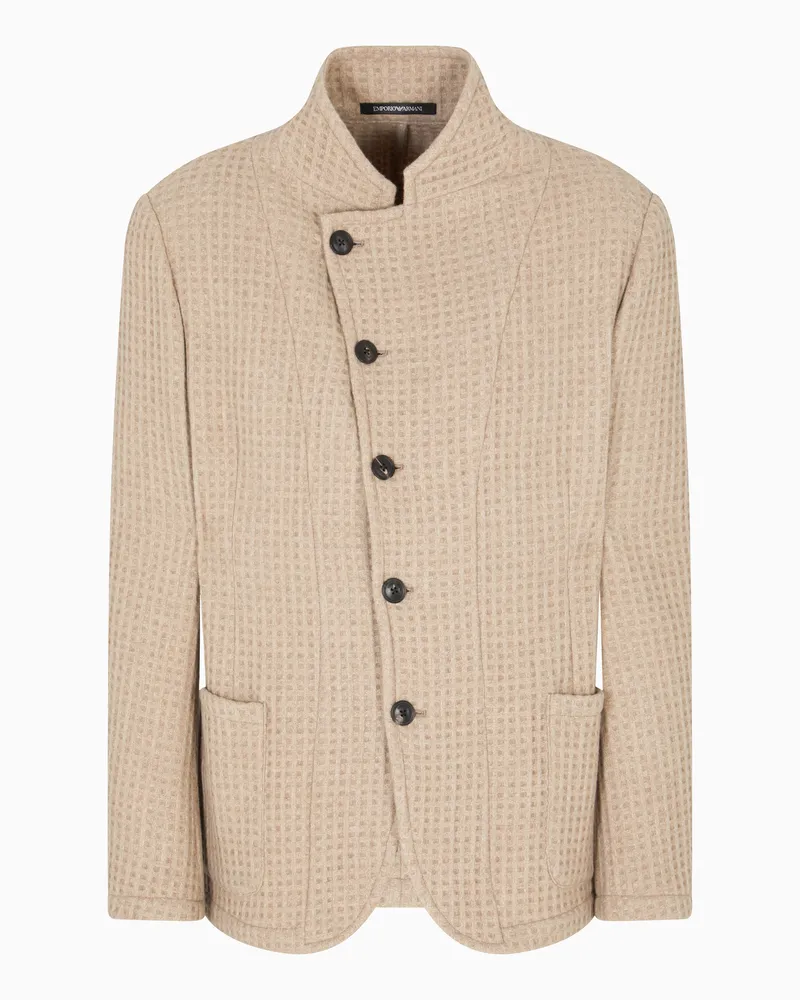 Emporio Armani Jacke mit Grandad-Kragen und dezentralem Verschluss, gefertigt aus reinem Kaschmir mit 3D-Muster Beige