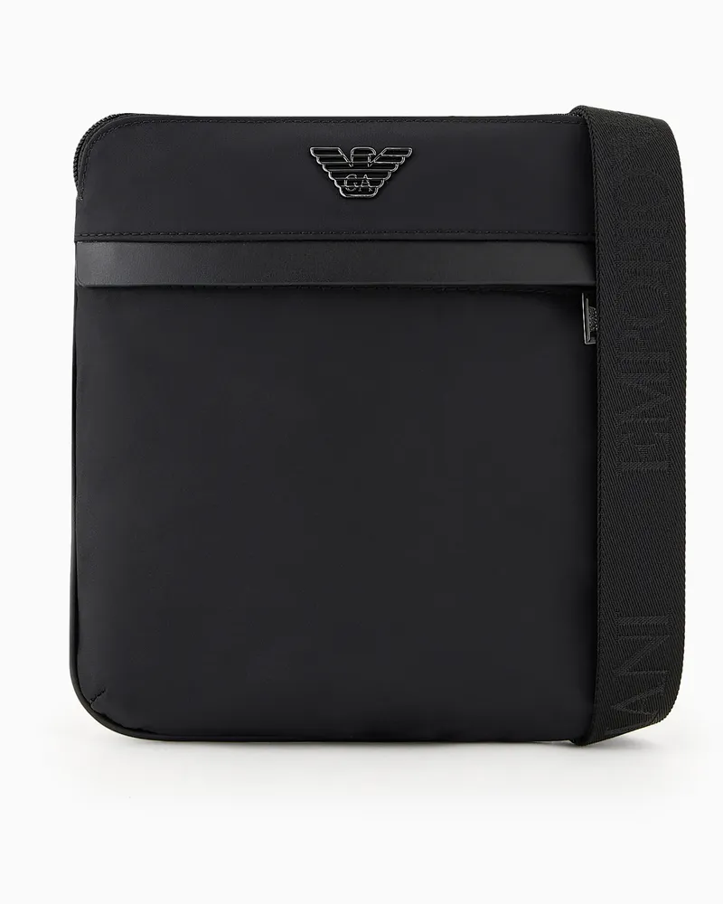 Emporio Armani Armani Sustainability Values flache Umhängetasche aus recyceltem Nylon Schwarz