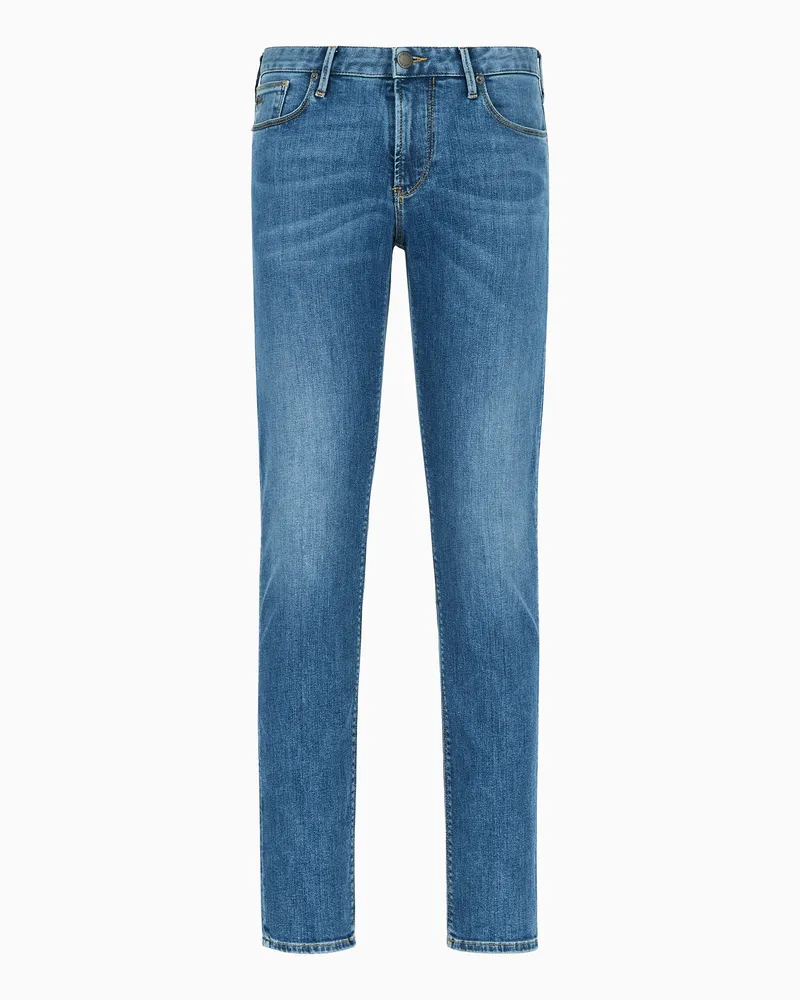Emporio Armani Jeans J06 in Slim Fit aus gewaschenem Komfort-Denim 11,5 oz Blau