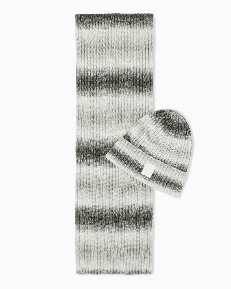 Emporio Armani Strickset aus Mütze und Schal im gestreiften Rippstrick Grün