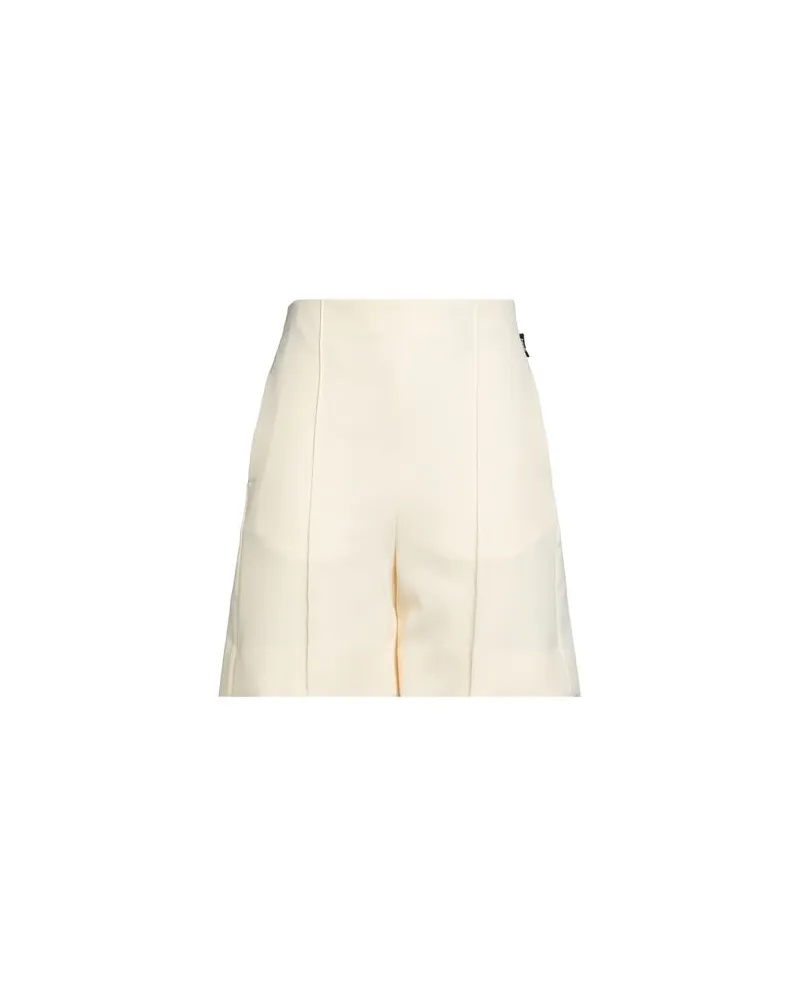 Hevò HOSEN & RÖCKE - Shorts & Bermudashortsauf YOOX.COM Beige