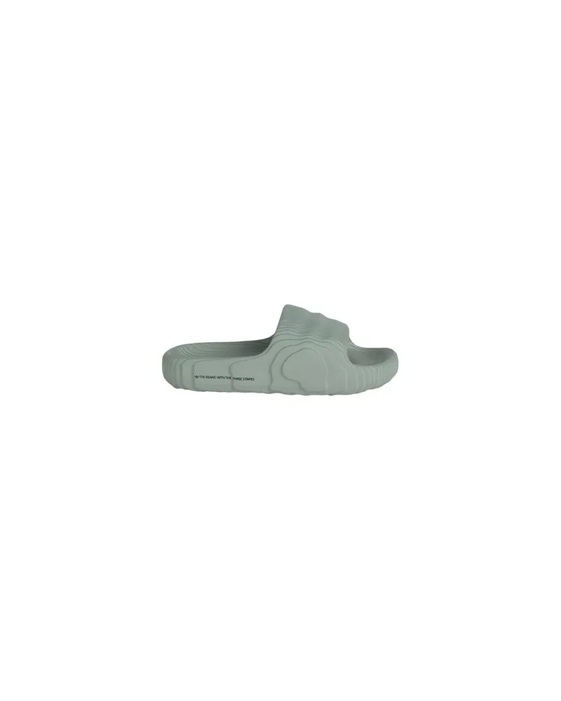 adidas ADILETTE 22 W SLIDES  - SCHUHE - Sandalenauf YOOX.COM Salbeigrün