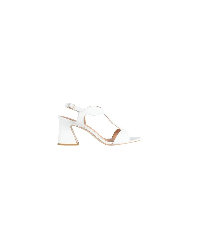 Bruno Premi SCHUHE - Sandalenauf YOOX.COM Weiß