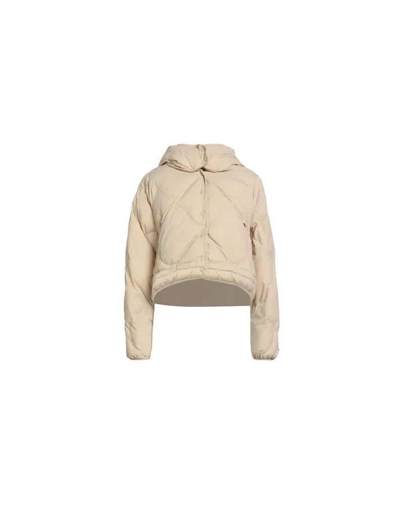 Patrizia Pepe JACKEN & MÄNTEL - Pufferjacken & Daunenjackenauf YOOX.COM Beige