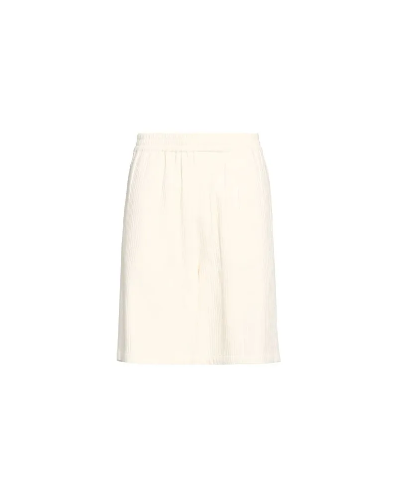 LE 17 SEPTEMBRE HOSEN & RÖCKE - Shorts & Bermudashortsauf YOOX.COM Cremeweiß