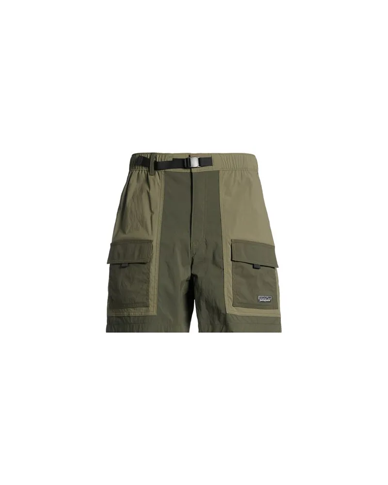 Patagonia HOSEN & RÖCKE - Shorts & Bermudashortsauf YOOX.COM Militärgrün