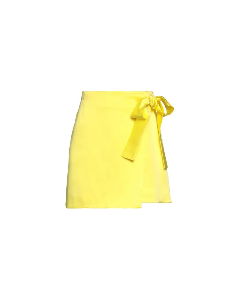 MVP Wardrobe HOSEN & RÖCKE - Miniröckeauf YOOX.COM Gelb
