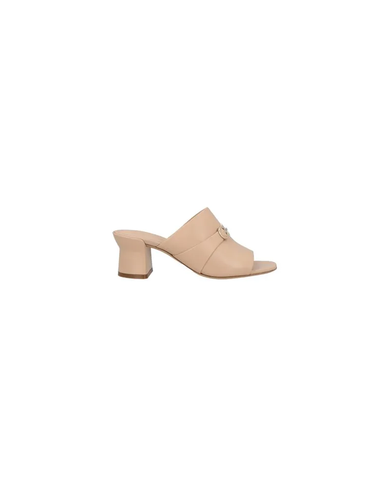 Ferragamo ORNELLA 55  - SCHUHE - Sandalenauf YOOX.COM Beige