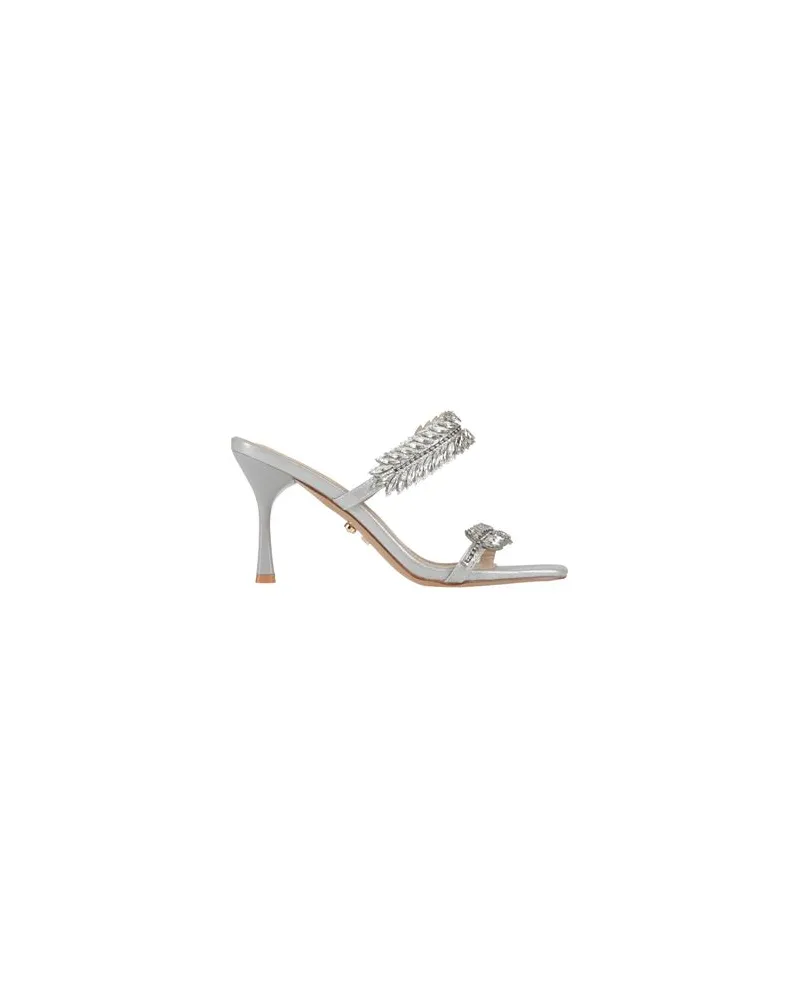 Twenty Four Haitch SCHUHE - Sandalenauf YOOX.COM Silber