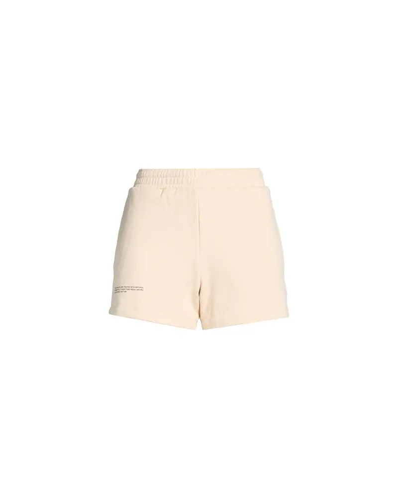 PANGAIA HOSEN & RÖCKE - Shorts & Bermudashortsauf YOOX.COM Beige
