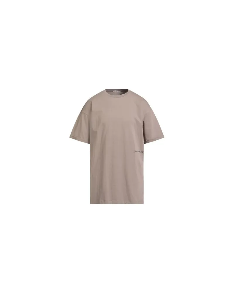 HINNOMINATE TOPS - T-shirtsauf YOOX.COM Maulwurfsgrau