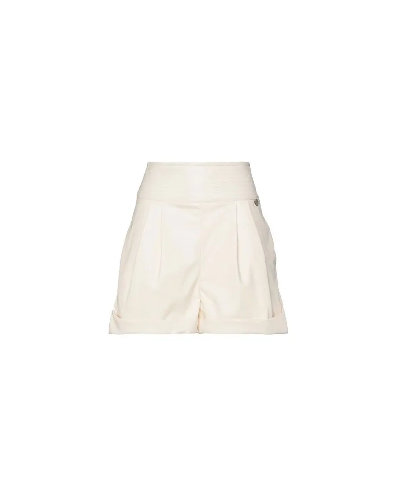 Twin-Set HOSEN & RÖCKE - Shorts & Bermudashortsauf YOOX.COM Elfenbein