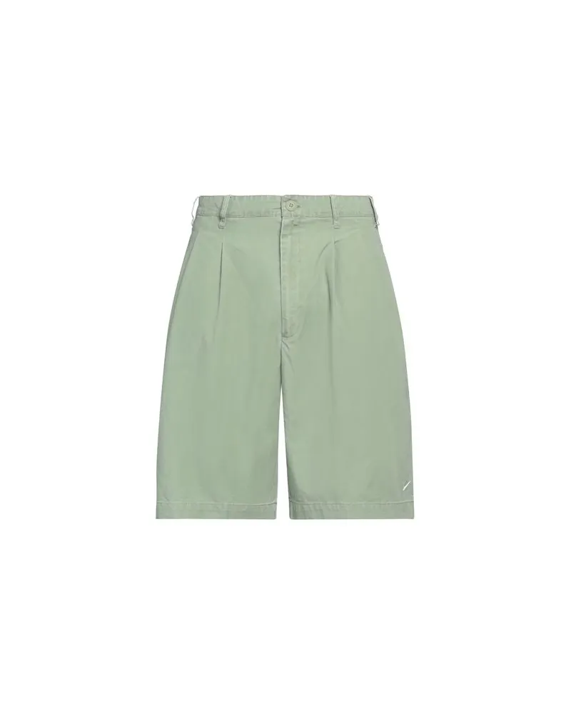 Nike HOSEN & RÖCKE - Shorts & Bermudashortsauf YOOX.COM Salbeigrün