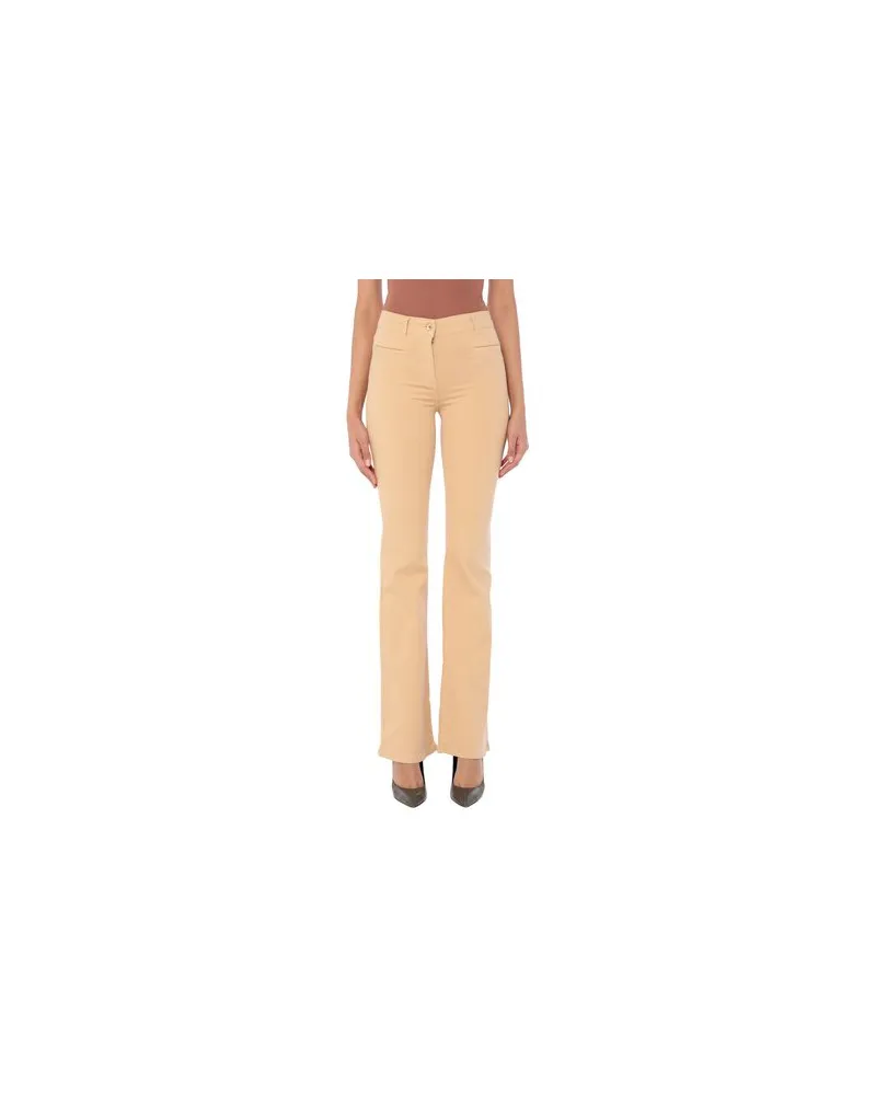 Patrizia Pepe HOSEN & RÖCKE - Jeanshosenauf YOOX.COM Sand