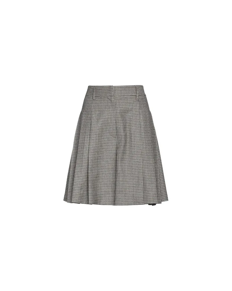 Brunello Cucinelli HOSEN & RÖCKE - Shorts & Bermudashortsauf YOOX.COM Khaki