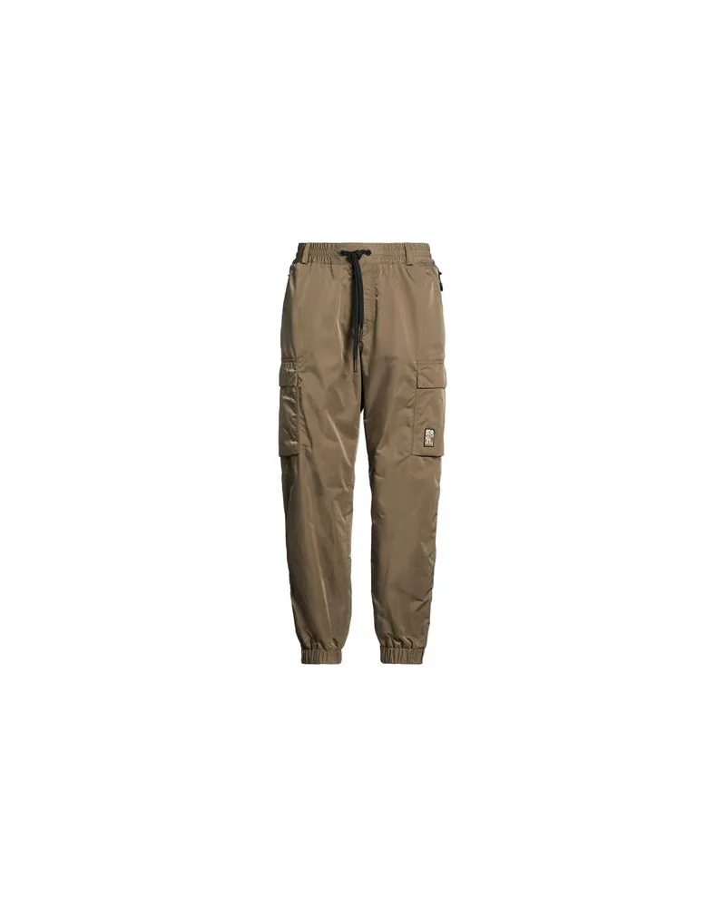 Moncler APRÈS-SKI - HOSEN & RÖCKE - Hosenauf YOOX.COM Militärgrün