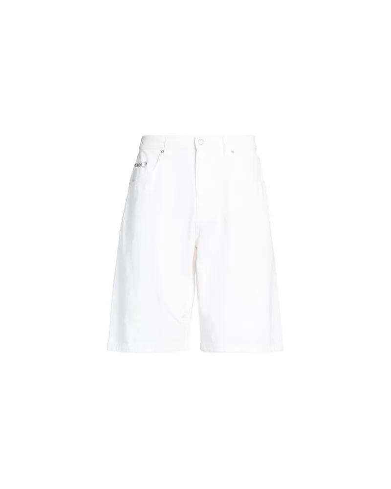Moschino HOSEN & RÖCKE - Jeansshortsauf YOOX.COM Weiß