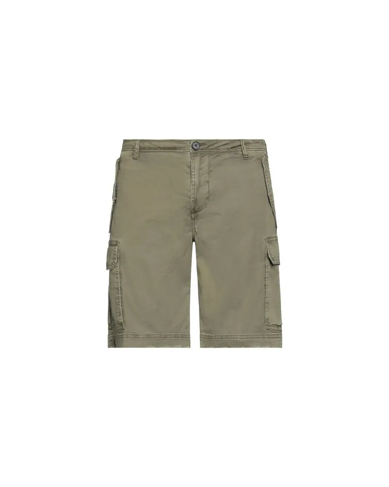Zadig & Voltaire HOSEN & RÖCKE - Shorts & Bermudashortsauf YOOX.COM Militärgrün