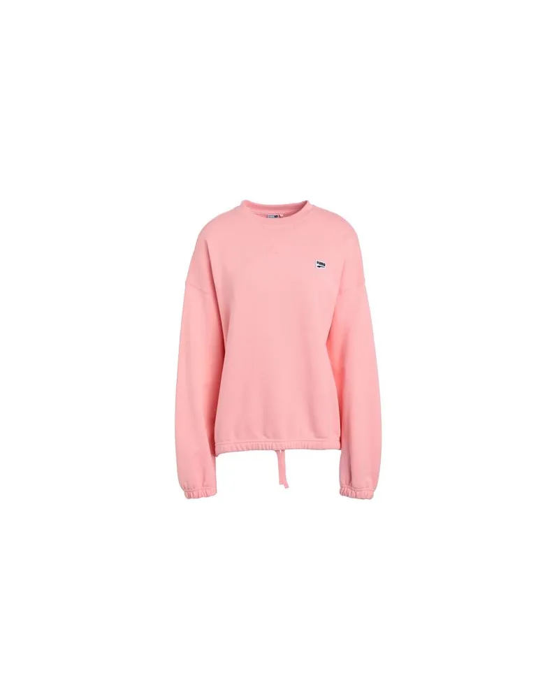 Puma DOWNTOWN Oversized Crew  - TOPS - Sweatshirtsauf YOOX.COM Lachs