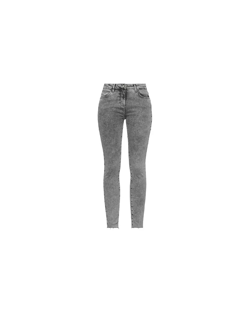 Pepe Jeans HOSEN & RÖCKE - Jeanshosenauf YOOX.COM Grau