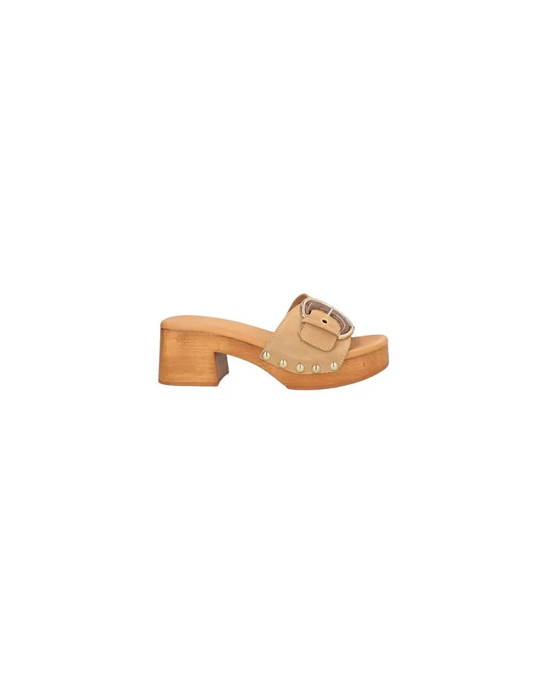 Nila & Nila SCHUHE - Mules & Clogsauf YOOX.COM Kamel