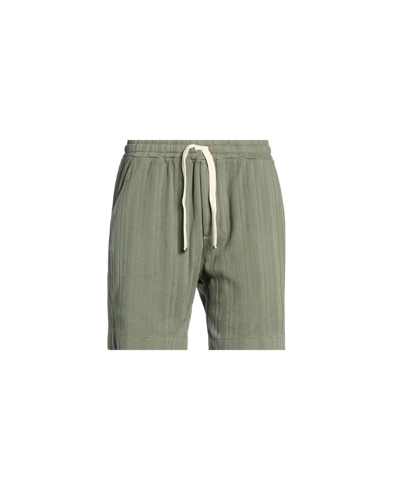 Daniele Fiesoli LAB - HOSEN & RÖCKE - Shorts & Bermudashortsauf YOOX.COM Militärgrün