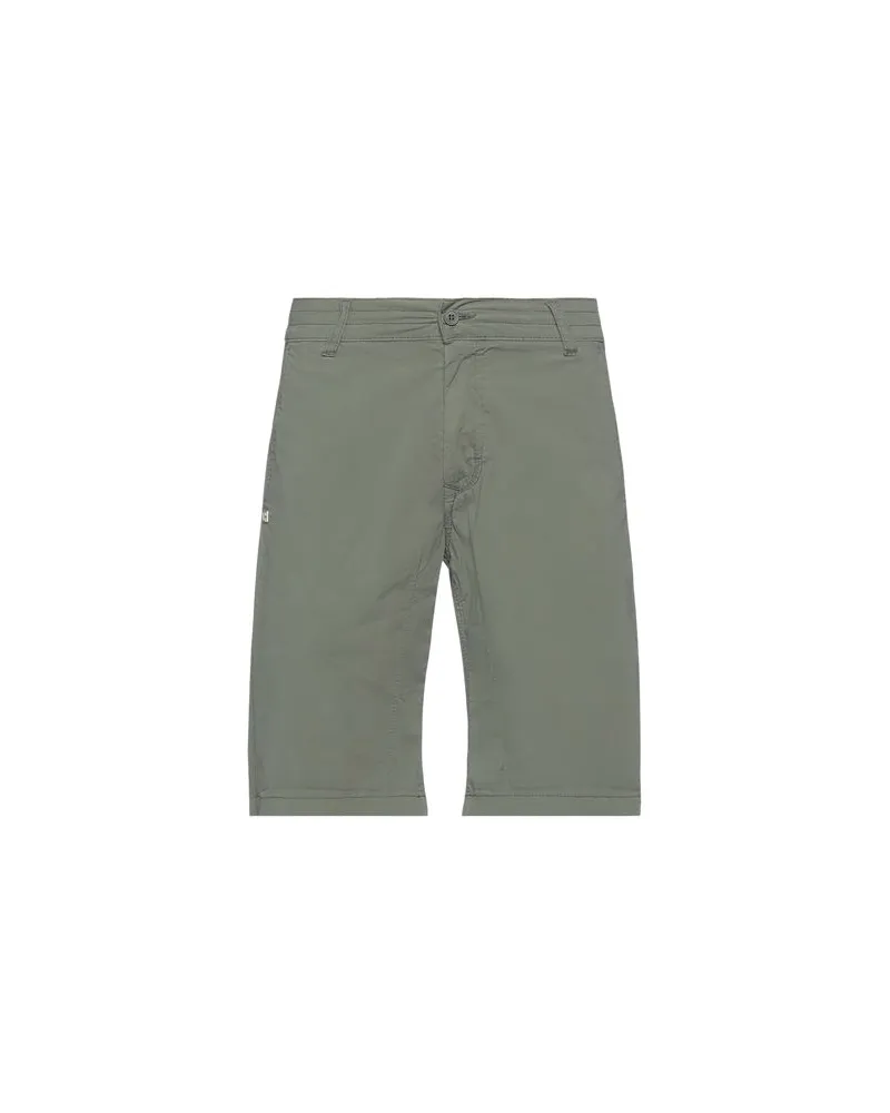 Daniele Alessandrini HOSEN & RÖCKE - Shorts & Bermudashortsauf YOOX.COM Militärgrün