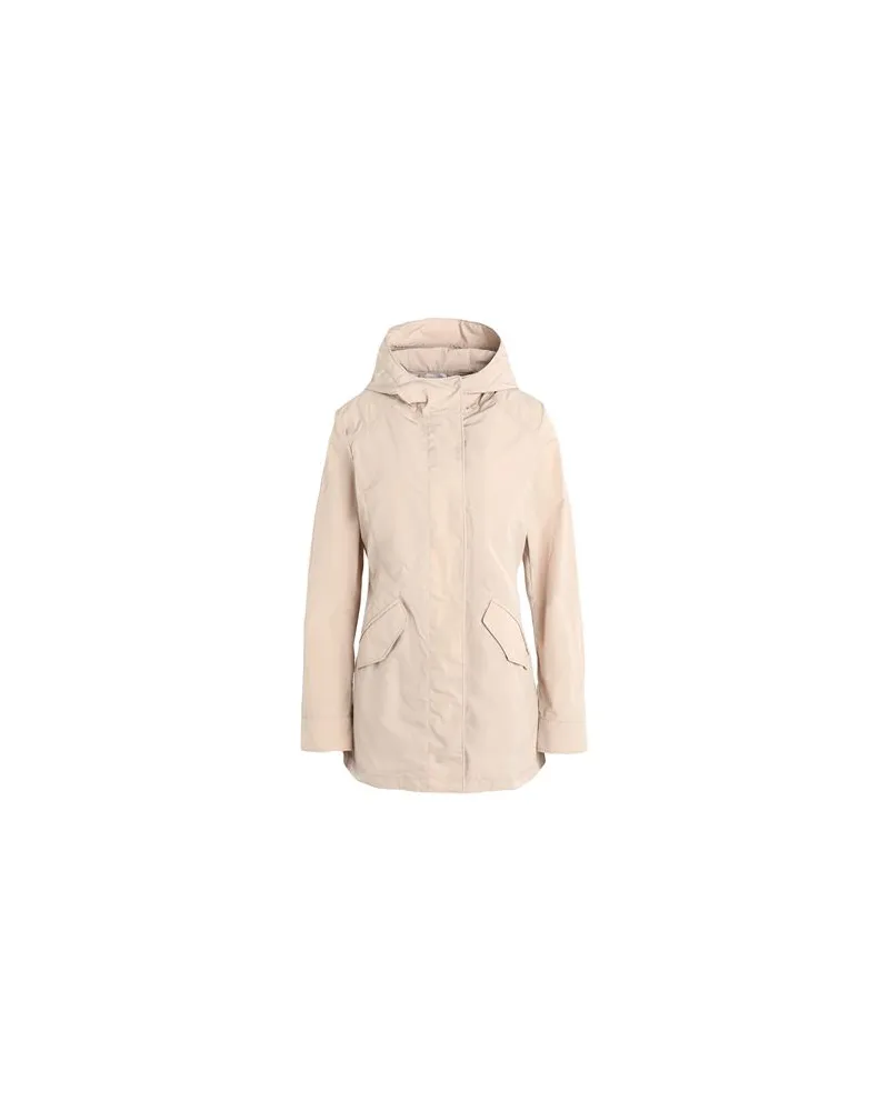 Woolrich JACKEN & MÄNTEL - Jacken, Mäntel & Trenchcoatsauf YOOX.COM Beige