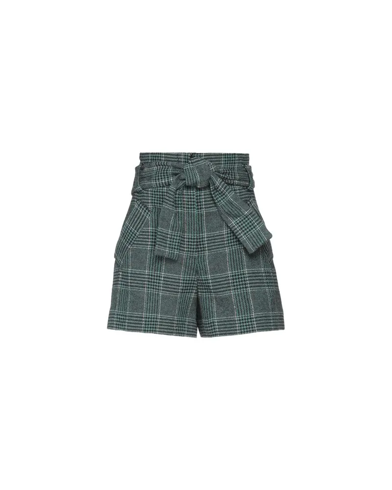 Maje HOSEN & RÖCKE - Shorts & Bermudashortsauf YOOX.COM Grün