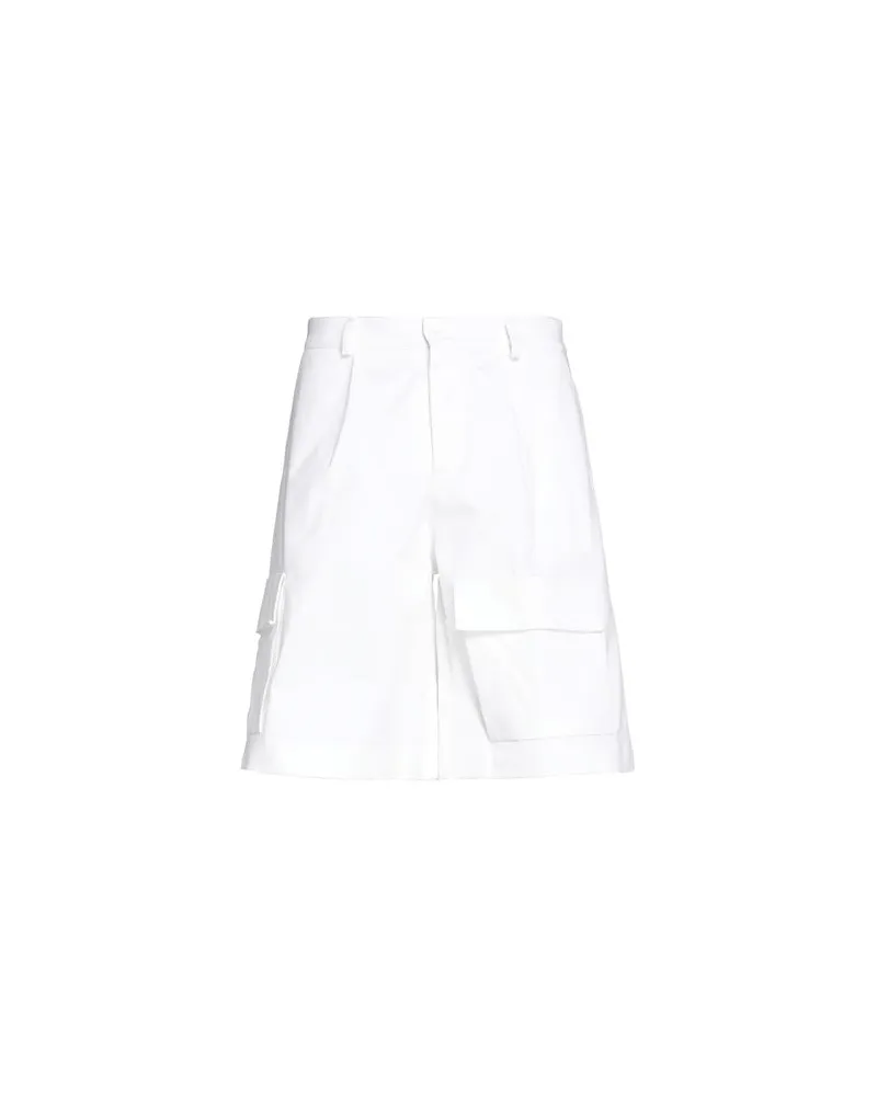 Family First HOSEN & RÖCKE - Shorts & Bermudashortsauf YOOX.COM Weiß