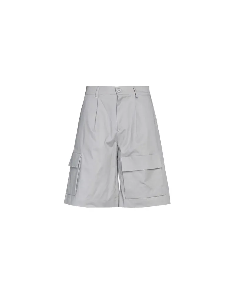 Family First HOSEN & RÖCKE - Shorts & Bermudashortsauf YOOX.COM Grau