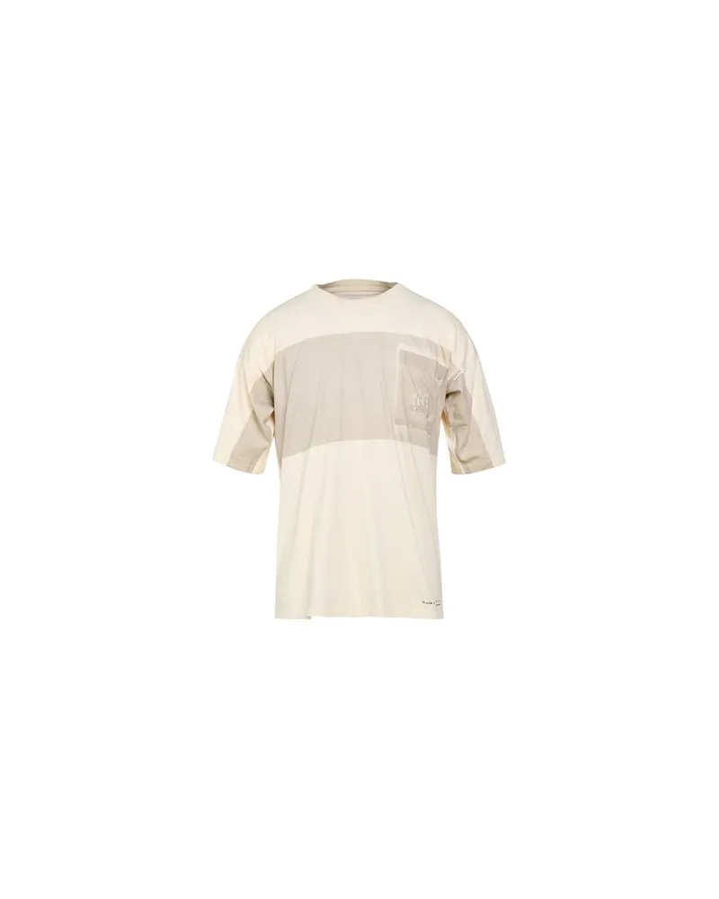 C.P. Company TOPS - T-shirtsauf YOOX.COM Elfenbein