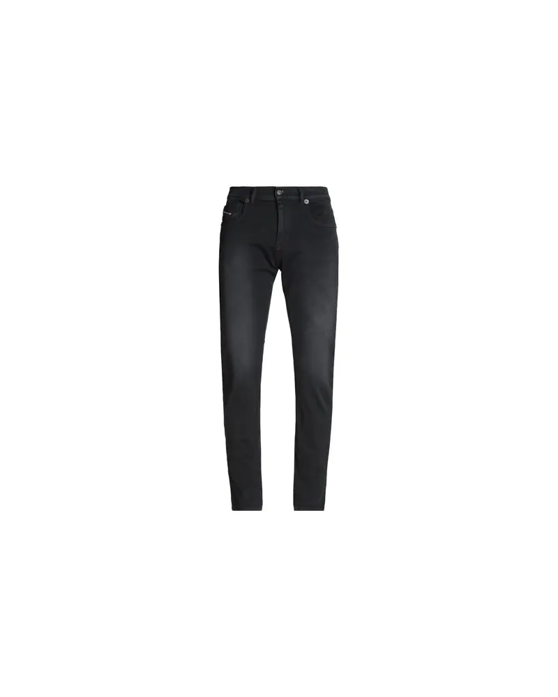Diesel D-STRUKT JOGGJEANS® 0670M SLIM  - HOSEN & RÖCKE - Jeanshosenauf YOOX.COM Schwarz
