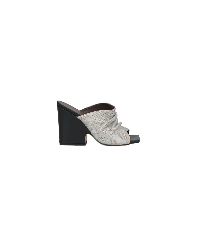 Collection Privée? SCHUHE - Sandalenauf YOOX.COM Silber