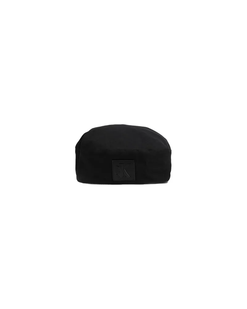 Calvin Klein BERET   - ACCESSOIRES - Mützen & Hüteauf YOOX.COM Schwarz