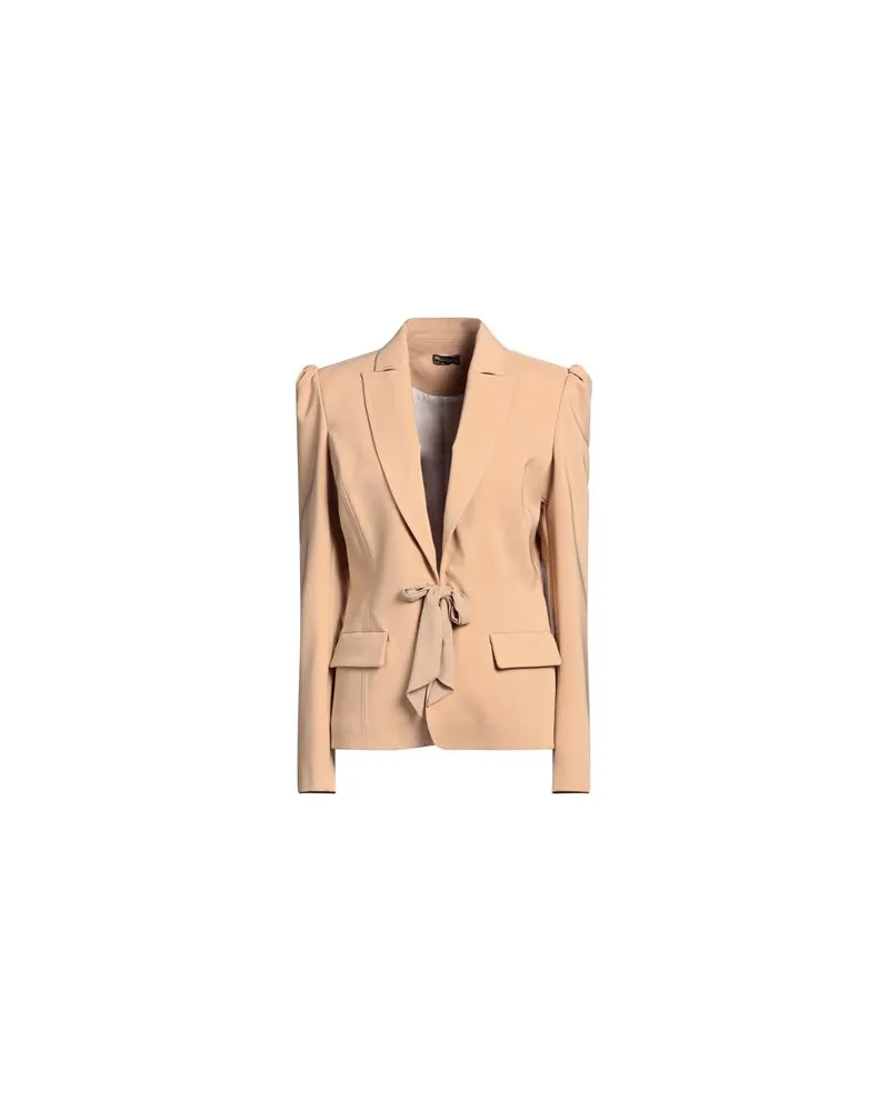 OLLA PARÉG ANZÜGE und CO-ORDS - Blazersauf YOOX.COM Sand