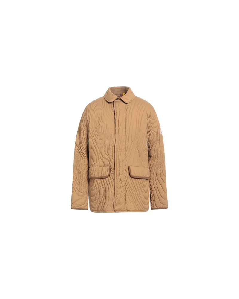 Moncler JACKEN & MÄNTEL - Pufferjacken & Daunenjackenauf YOOX.COM Kamel