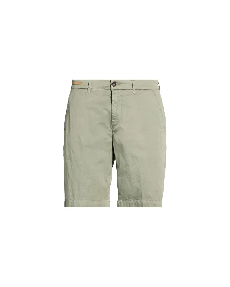 Re-HasH HOSEN & RÖCKE - Shorts & Bermudashortsauf YOOX.COM Salbeigrün