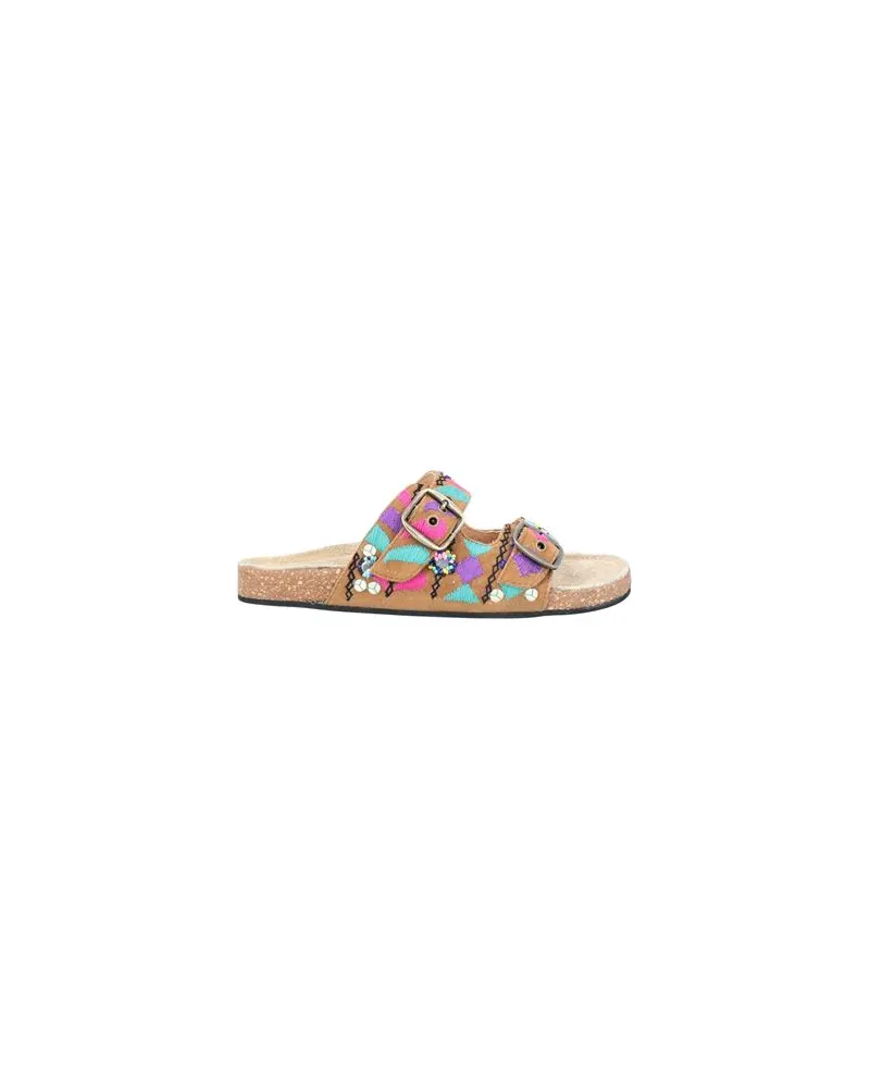Strategia / JFK SCHUHE - Sandalenauf YOOX.COM Kamel