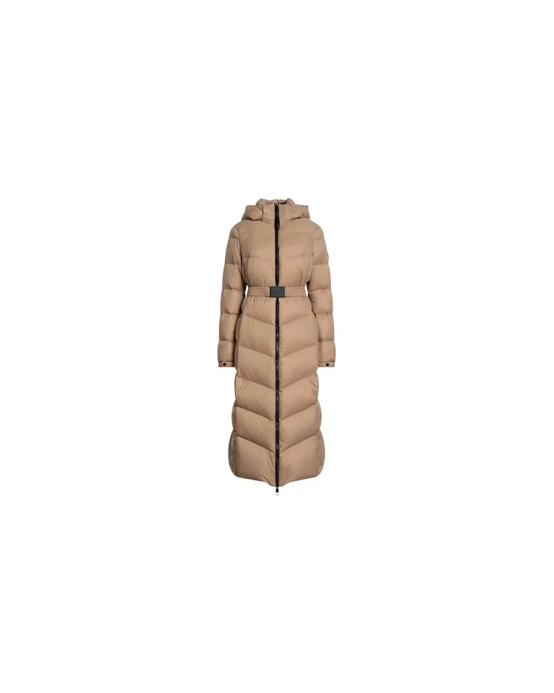 HUGO BOSS JACKEN & MÄNTEL - Pufferjacken & Daunenjackenauf YOOX.COM Kamel