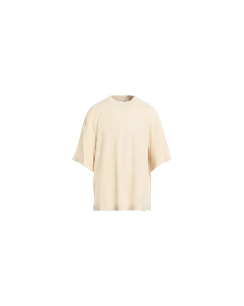 Burberry TOPS - T-shirtsauf YOOX.COM Beige