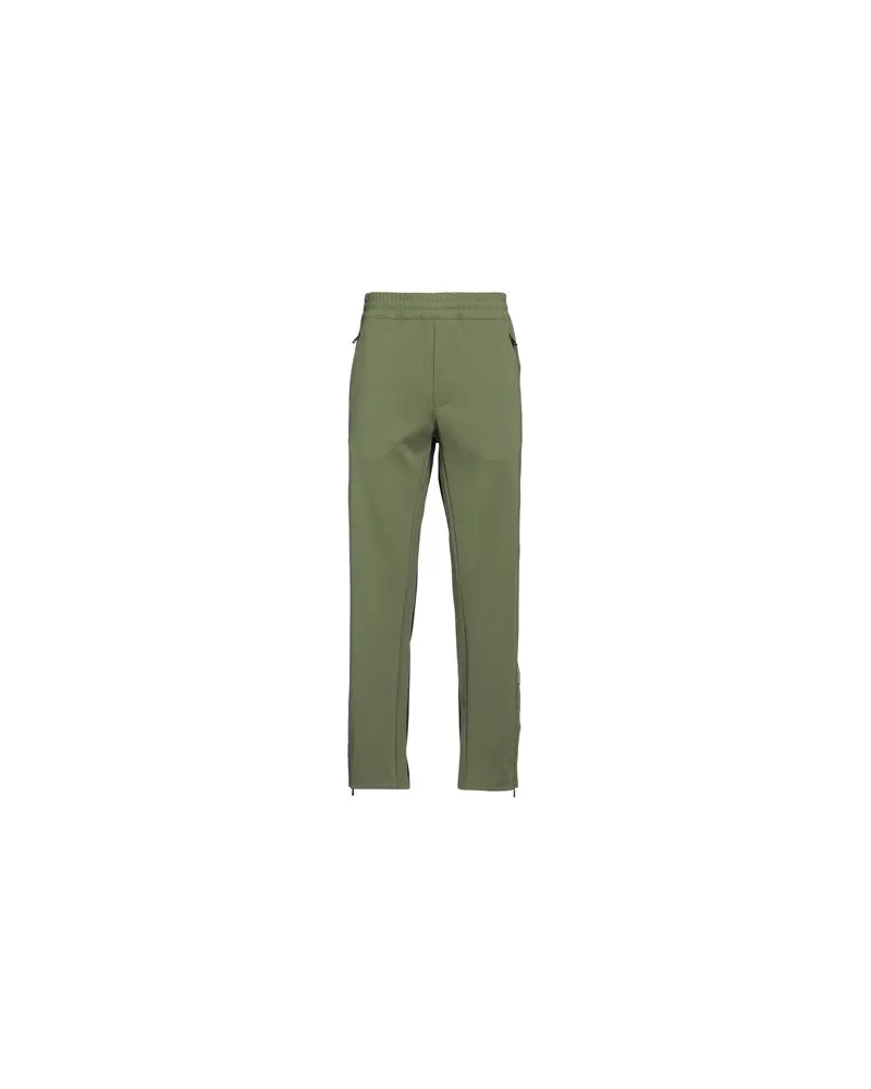 Moncler HOSEN & RÖCKE - Hosenauf YOOX.COM Militärgrün