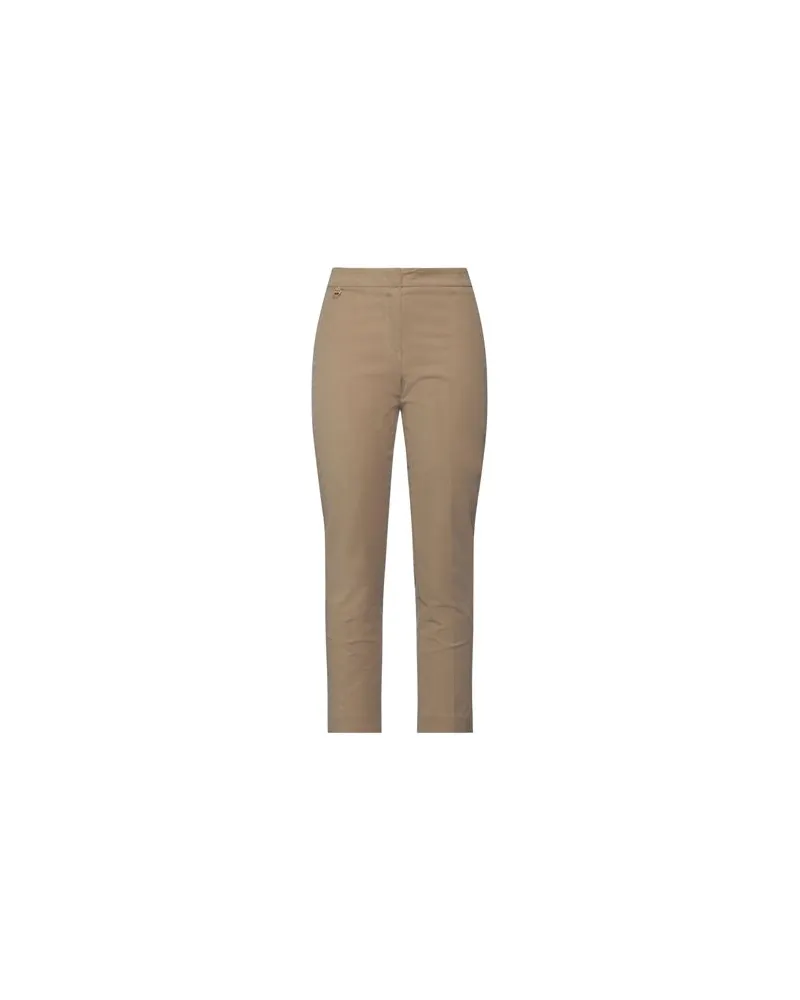Pamela Henson HOSEN & RÖCKE - Hosenauf YOOX.COM Beige