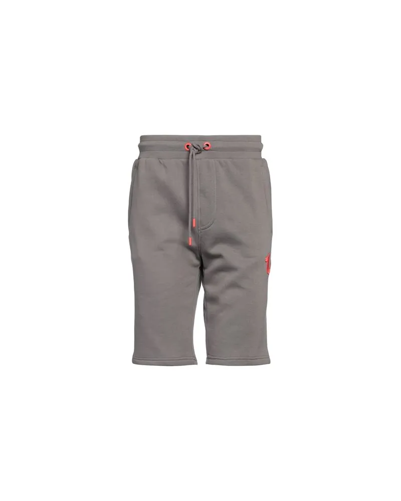 True Religion HOSEN & RÖCKE - Shorts & Bermudashortsauf YOOX.COM Grau