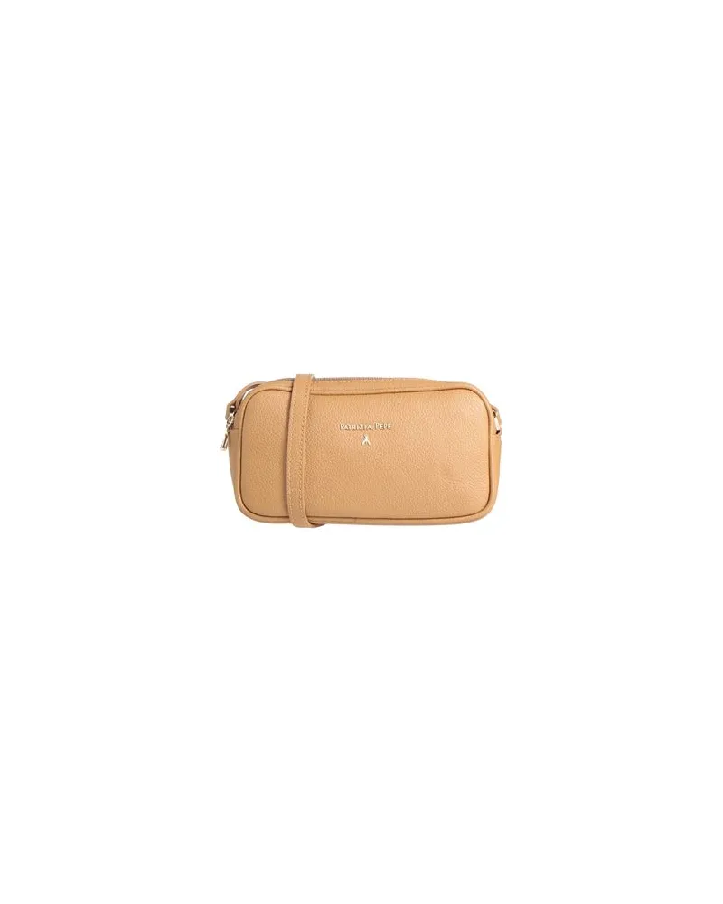 Patrizia Pepe TASCHEN - Umhängetascheauf YOOX.COM Kamel